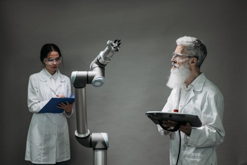 Robots de laboratoire : le pari de Warp Science