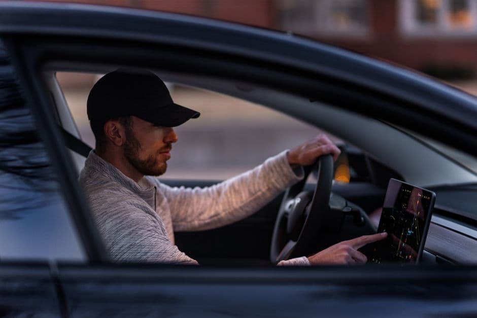 🚀 Robotaxi Tesla : réseau 2027 crédible ? Cybercab